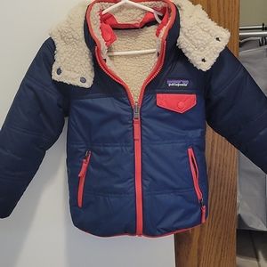 Toddler size 4 patagonia reversible coat